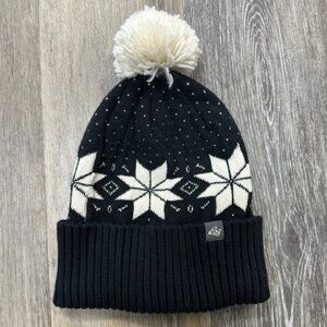 Eddie Bauer Black & White Snowflake Knit Pom Pom Beanie Hat